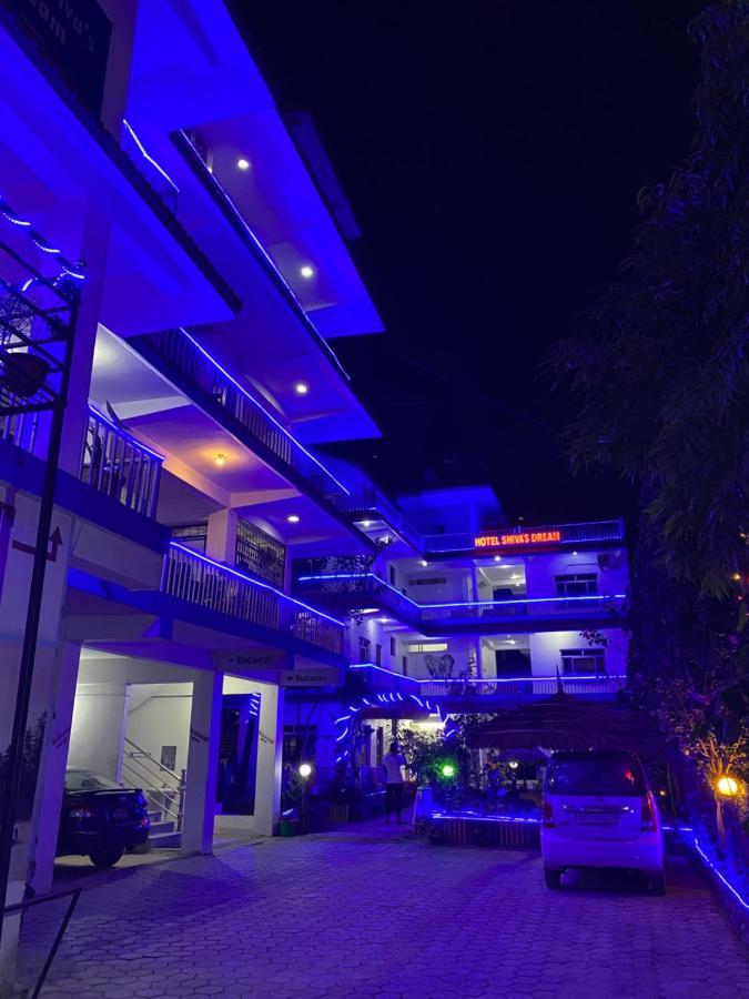 Hotel Shiva'S Dream Sauraha Exterior photo
